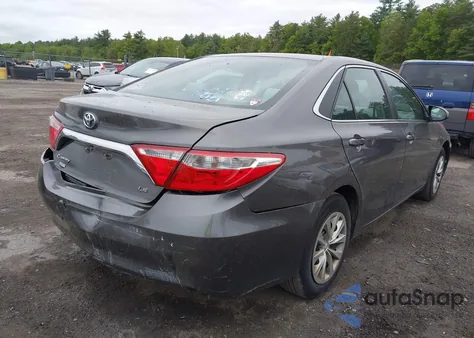 2015 Toyota Camry Le z USA, uszkodzony, nr VIN 4T1BF1FKXFU003359